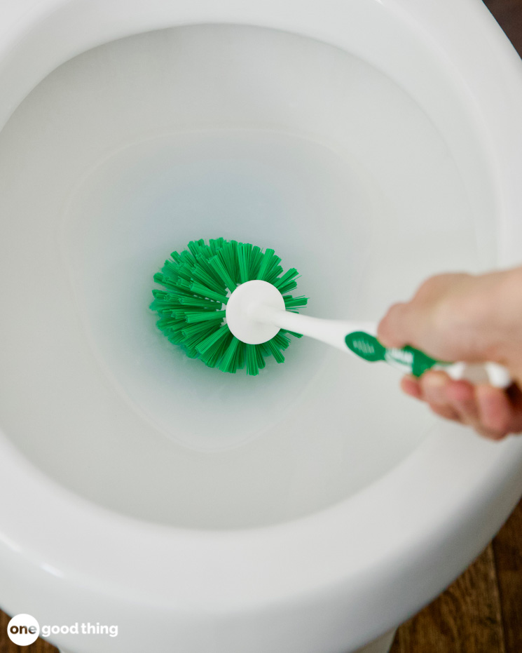 Borax Uses Borax features prominently in my best homemade toilet bowl cleaner.